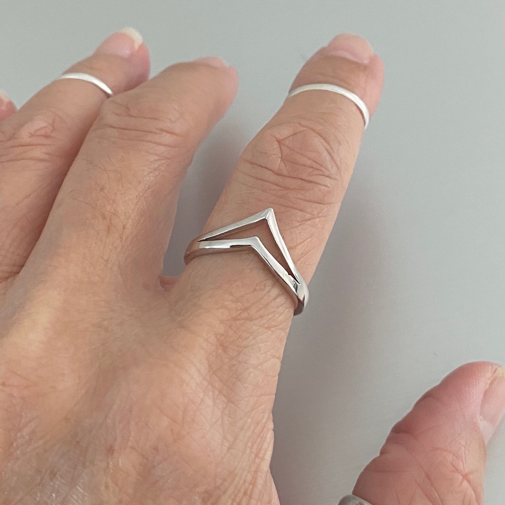 Sterling Silver Plain Double V Shape Ring - image 1